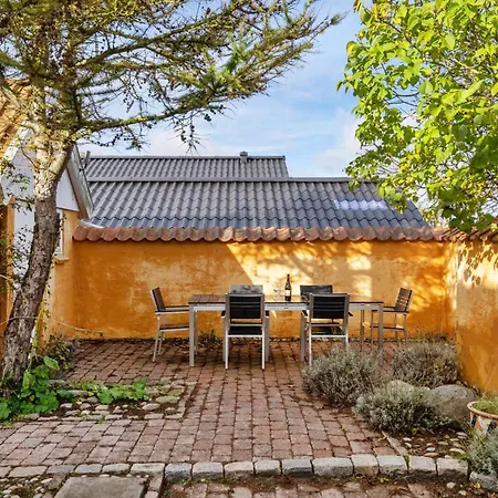 Prázdninový dům Ethly - 50m From The Sea By Interhome *